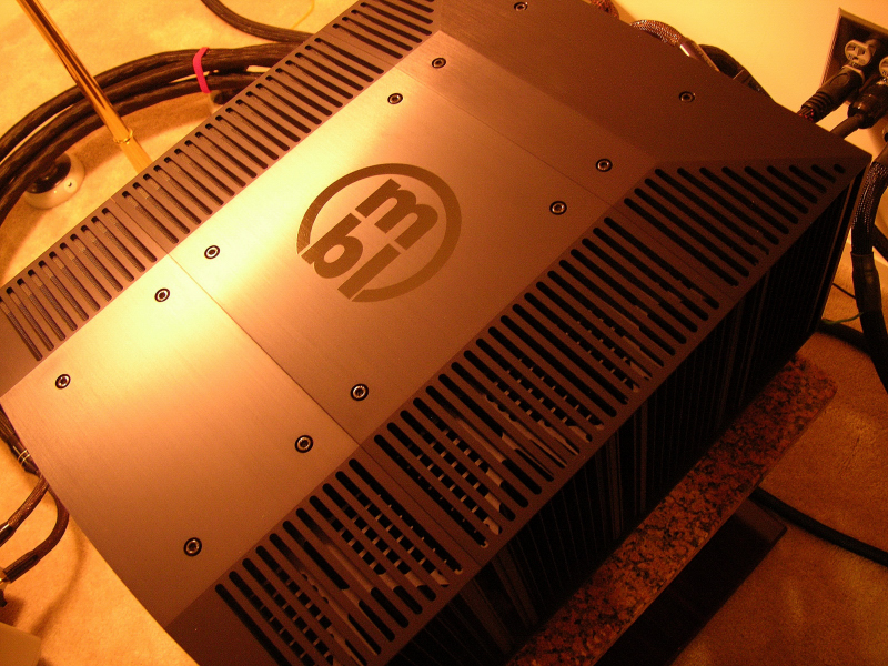 MBL 9008 Amplifiers